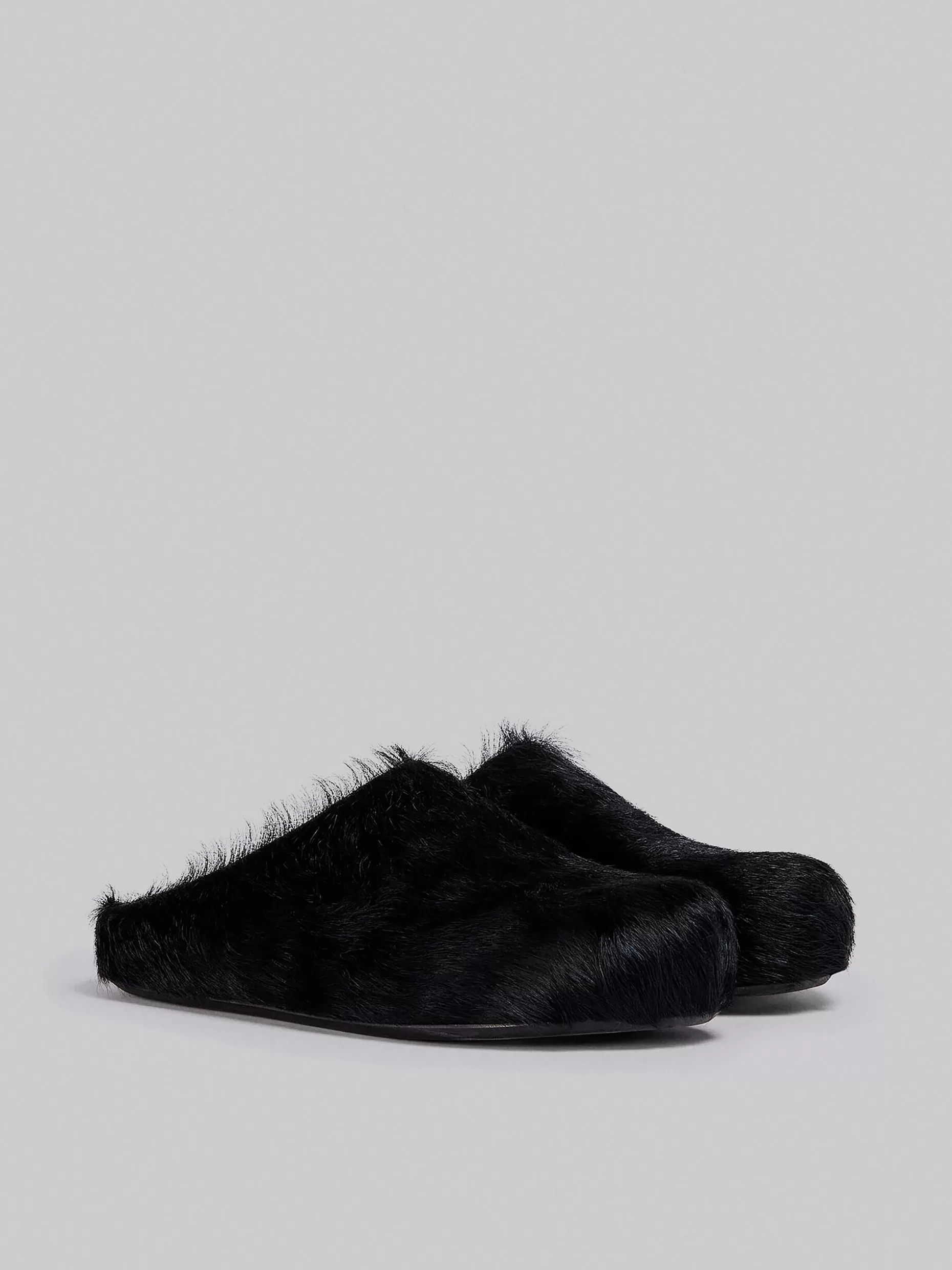 Men Marni Long Haircalfskin Fussbett Sabot